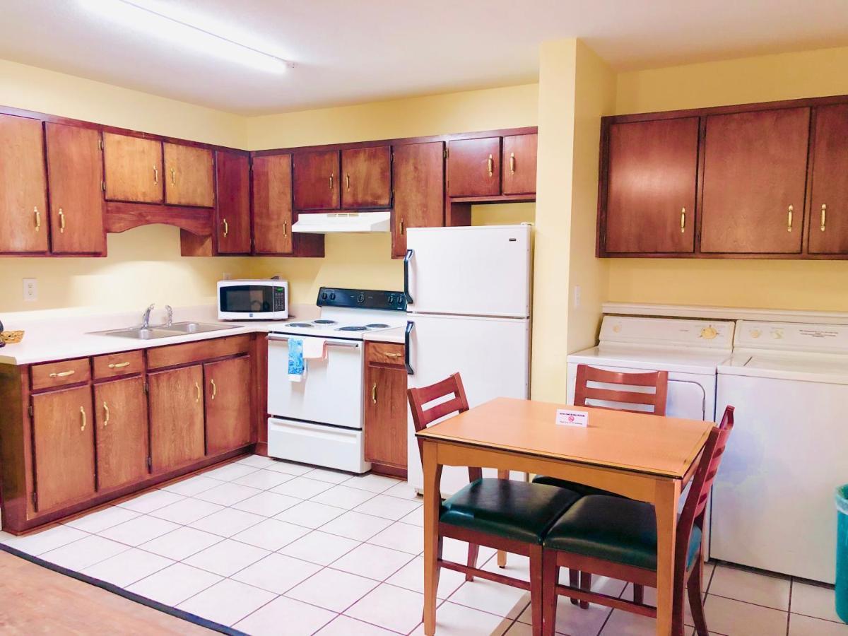 Classic Suites - Cleveland Buitenkant foto